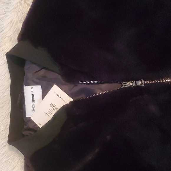 Faux Fur Bomber (Men's XXL) - Picture 10 of 10